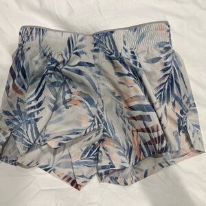 GAP Women’s Athletic Shorts in Blue and Pale Pink Leaf Print